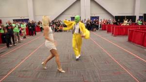 The Mask Cosplayers Dancing at Montreal Comiccon 2016