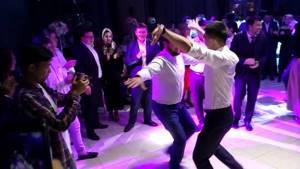 Уйгурский танец " Бишкек Кыргызстан"