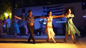 Греческий танец "Сиртаки"