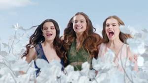 Музыка из рекламы Nina Ricci — Bella, Nina, Luna (Барбара Палвин) (2018)