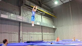 Трюки на батуте. 6-летний трюкач Кучеренко Андрей. Kucherenko A, 6 years old, trampoline tricks.