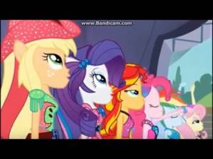 Клип Equestria Girls Rainbow Rocks (Песня Сияй так ярко,)
