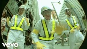 Beastie Boys - Intergalactic (Official Music Video)