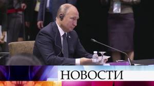 Об укреплении взаимодействия и новых перспективах сотрудничества говорит В.Путин на саммите АСЕАН.
