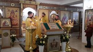 Божественная литургия в храме в честь преподобного Сергия Радонежского 9 марта