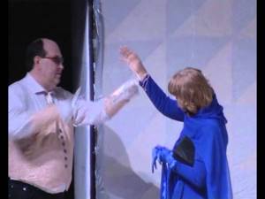И.Алферова и А.Соколов в спектакле "За закрытой дверью"
