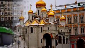 Москва   златоглавая ,  звон  колоколов