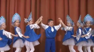 Танец детей под песню потолок ледяной