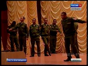 Иностранные курсанты ДВОКУ исполнили русские народные песни
