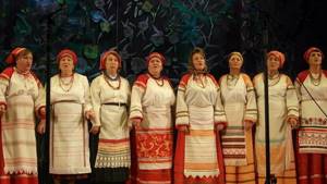 Тече вода в ярок, народная белорусская песня.