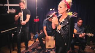 Katy Tiz - The Big Bang [Acoustic Video]
