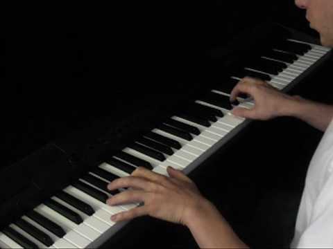 Twilight - "Bella's Lullaby" on the Piano