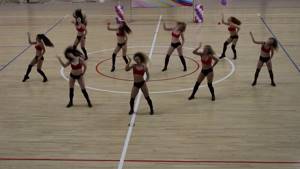 Танец Стиль собачки студия Tequila DS  Кемерово хореография тверк