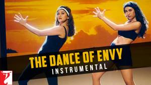 The Dance Of Envy (Instrumental) | Dil To Pagal Hai | Madhuri Dixit | Karisma Kapoor