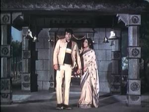 Maa Tujhe Dhoondhoon Kahan (Maa 1976)