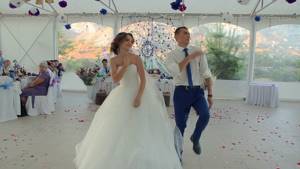 Шикарнейший свадебный танец микс Юлии и Сергея