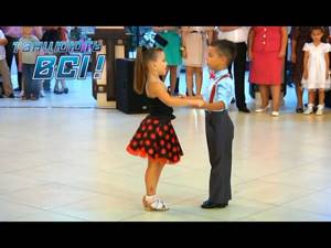 Видео, покорившее весь мир! Зажигательный танец юных бальников
