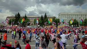 Флэшмоб по-русски - 2. "СИБИРСКИЙ ХОРОВОД"!!! (Russian style flash mob  from Siberia)